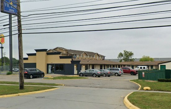 Detroit Man, 55, Posed as U.S. Marshal to Rob Three at Roseville Motel