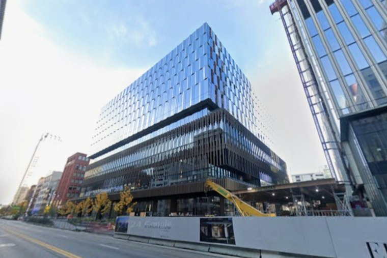 Detroit's Hudson's Tower Now Has a Robot That Bottles Your Memories as Perfume