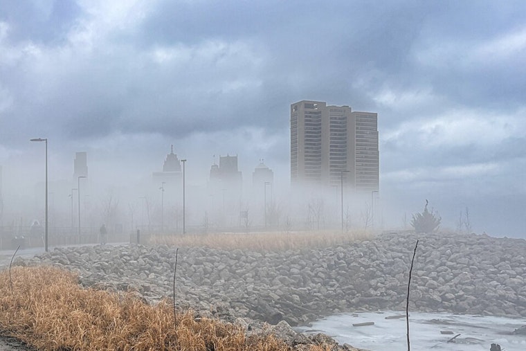 Detroit Wakes in Fog as Morning Storms Crash Commute Before Labor Day Cooldown