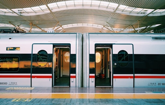 Disabled Train Near Secaucus Snarls NJ Transit, Delays Hit 60 Minutes
