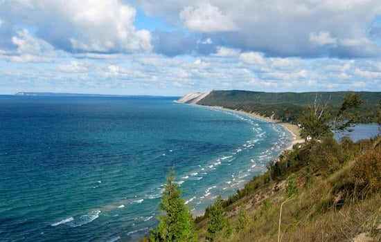 Diver's Body Found 160 Feet Down in Lake Michigan Shipwreck Dive