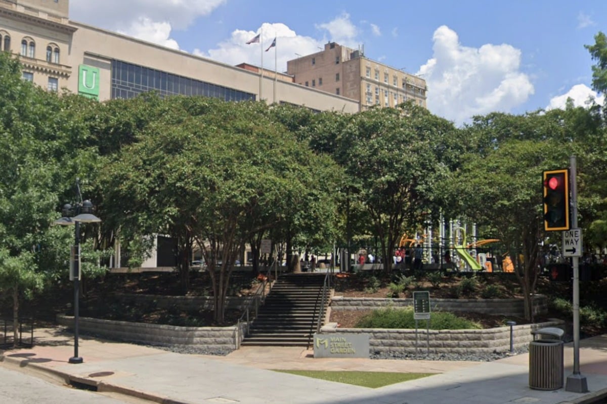 Downtown Dallas Arts and Music Festival Swaps April for September, Adds 70 Vendors