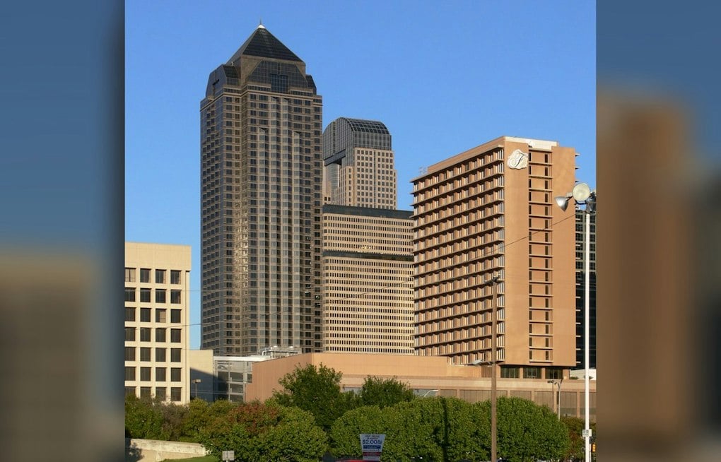 Downtown Dallas Tower Faces $98M Foreclosure as Tenants Flee to Uptown