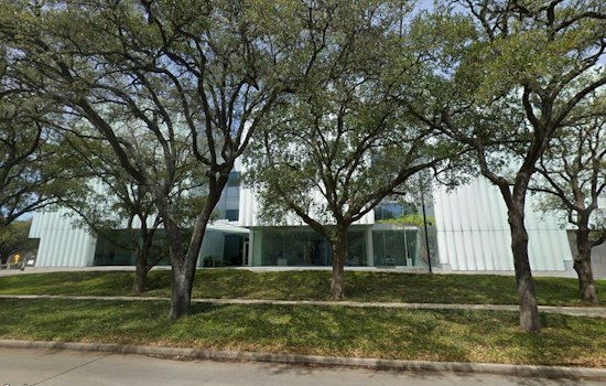 Drag Race Champ Nymphia Wind's Houston Museum Talk Listed at Capacity Amid Texas Drag Ban Fight