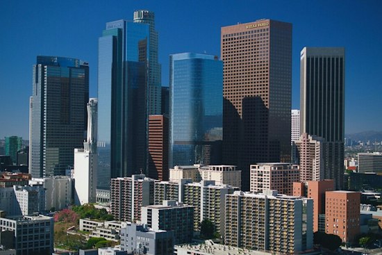 Drizzly Downtown LA Heads Into a Changing Weekend Pattern