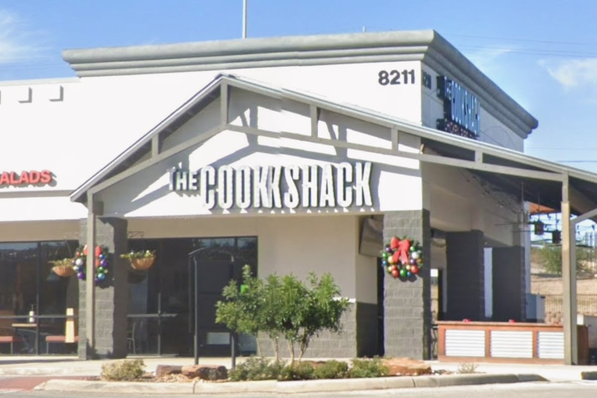 Dumplings Replace Selma's Failed Hot Chicken Shack at The Forum