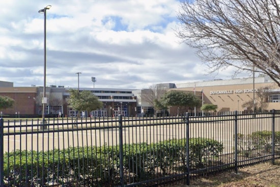 Duncanville High Sends 4,600 Students Home Early After Water Line Break