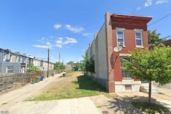 East Baltimore Man Shot; Police Found Him on East Oliver Street, Detectives Say