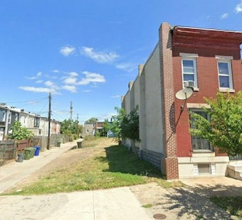 East Baltimore Man Shot; Police Found Him on East Oliver Street, Detectives Say
