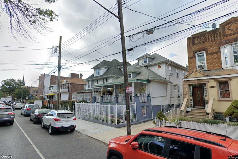 East Flatbush Stabbing Kills 25-Year-Old Man, Two Suspects Flee North on Albany Ave