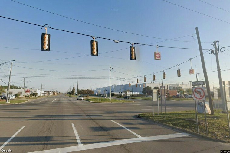 Eastpointe Plant Theft Ends With Officer Run Over, Lawnmower Left on 8 Mile