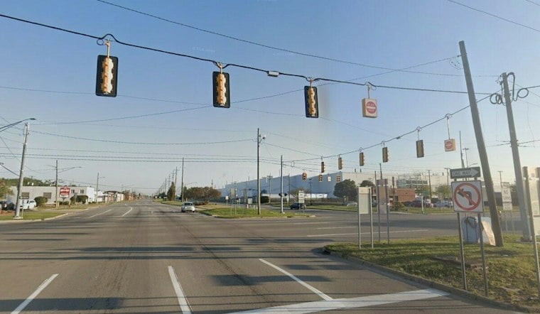 Eastpointe Plant Theft Ends With Officer Run Over, Lawnmower Left on 8 Mile