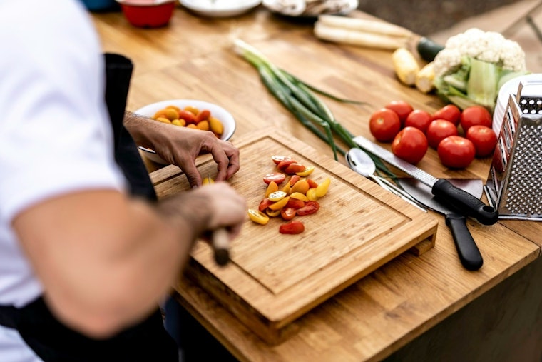 Eight Star Chefs Take Over Manhattan Bodegas for One Free Lunch Rush
