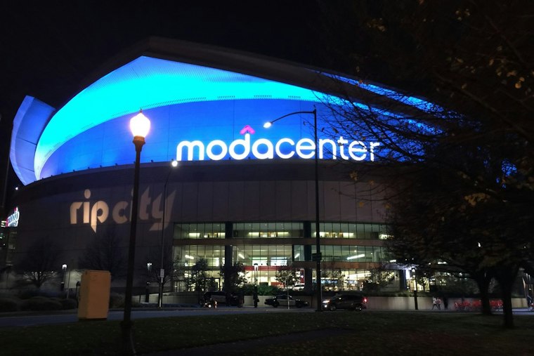 El Grito Returns to Moda Center as Other Oregon Fiestas Get Canceled