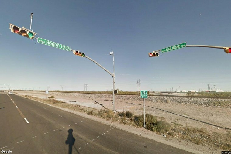 El Paso Man, 72, Dies After Car Crosses Yellow Line, Slams Guardrail