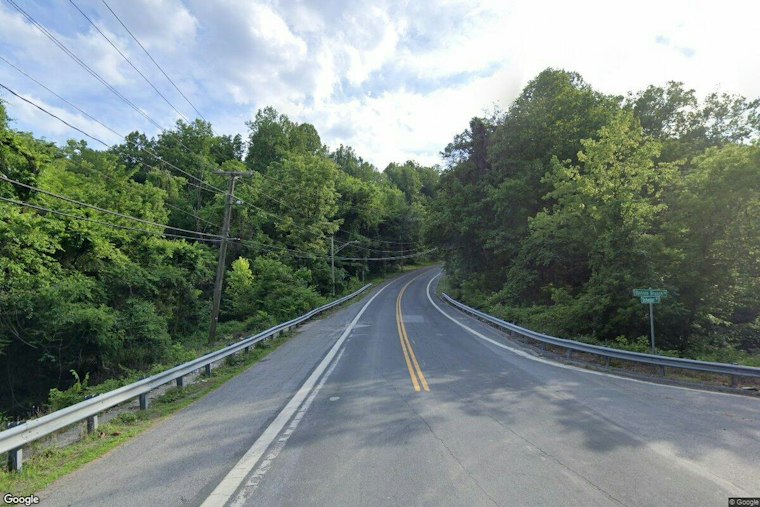 Ellicott City Driver Killed After SUV Veers Off Ilchester Road, Hits Tree