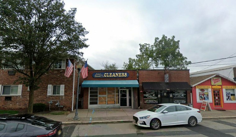 Empanada-Pizza Mashup Pizzanada Fills Lake Hiawatha's Old Dry Cleaner Spot