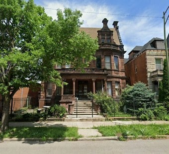 Englewood's Crumbling O'Leary Mansion Faces Wrecking Ball, Preservationists Fight Back