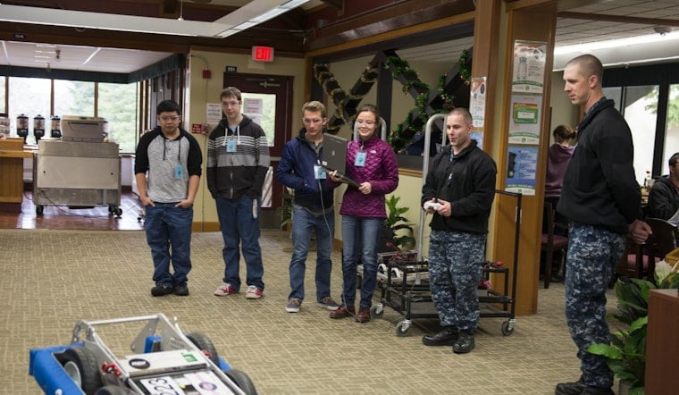 Envigado Students Fly Robot to Houston, Win World Championship Honors