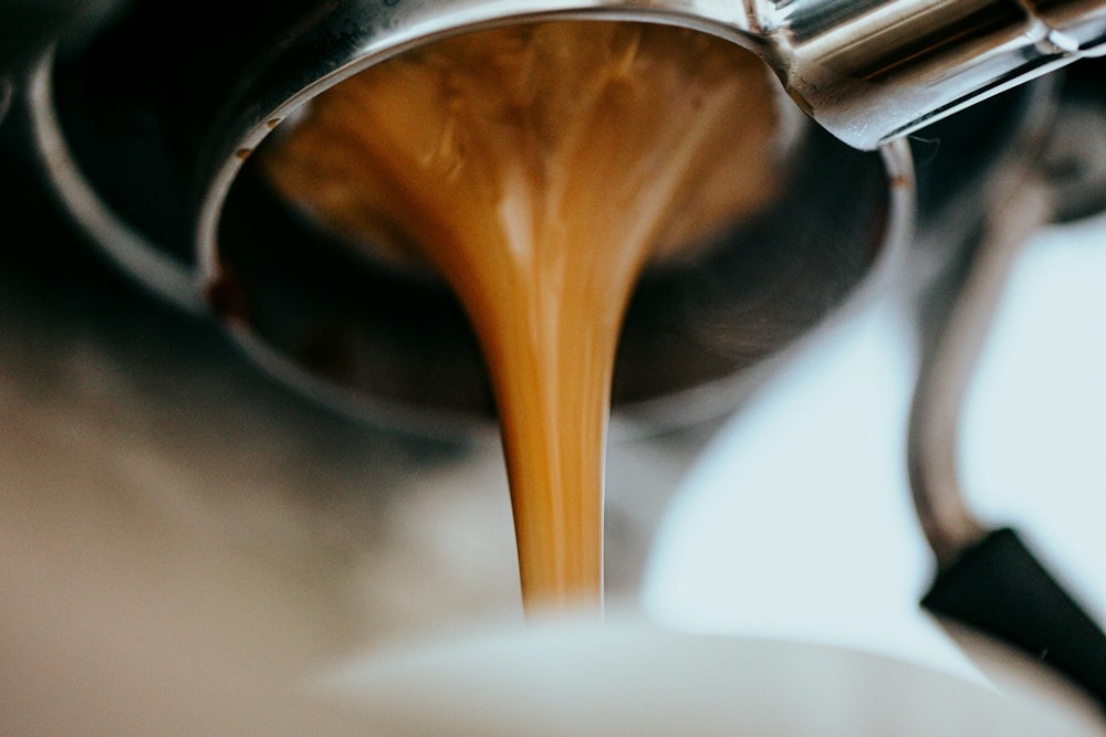 Espresso Scene Brews Up Soup Lattes and Community Ties in the Fashion District