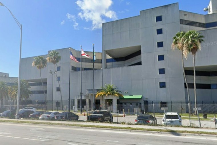 Ex-Miami Hurricanes Receiver Mark Pope Arrested on Armed Robbery Charge in Miami-Dade