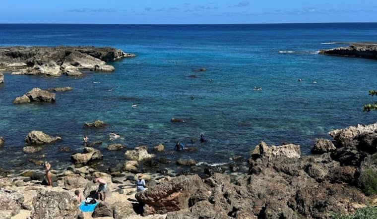 FAA Grounds Oahu Chopper Firm's Bid to Keep Dropping Divers Into the Ocean