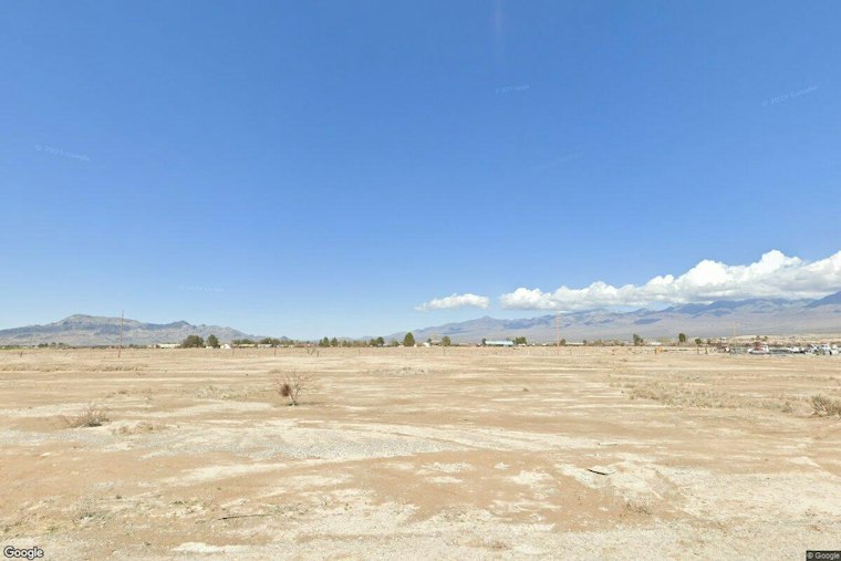 Fast-Moving Brush Fire Near Old Binion Ranch Shuts Down Basin Avenue in Pahrump