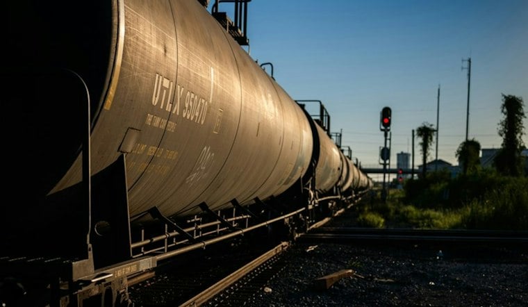 FBI, Coast Guard Board Two US-Bound Oil Tankers After Cyberattack Signs