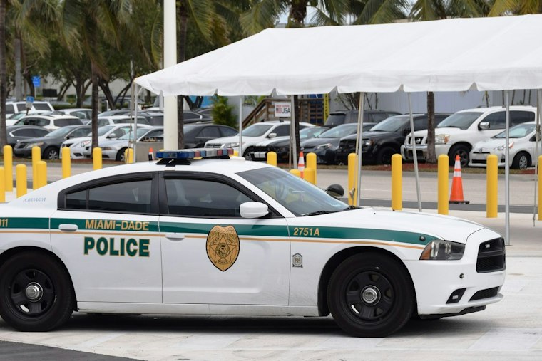 FDLE Agent Kills Man Who Threw Him to Ground in SW Miami-Dade, School Locked Down