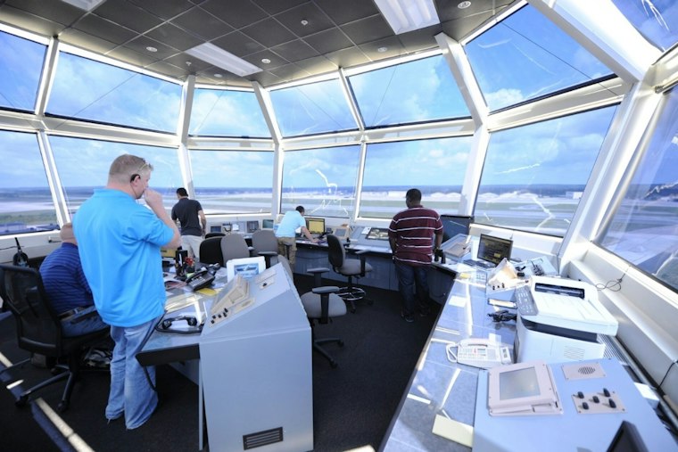 Federal Watchdog Warns FAA Aircraft Communications Remain Open to Hacking, Jamming