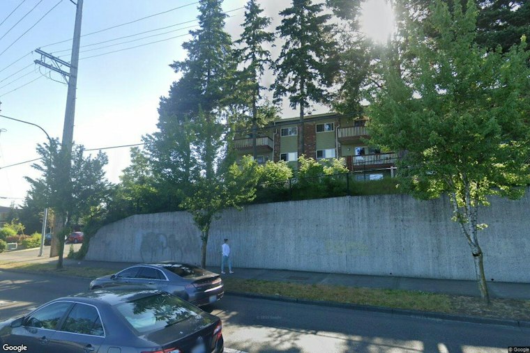 Federal Way Apartment Fire Prompts 40 Occupants to Leave