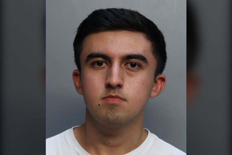 FIU Student Accused of Sending Lewd Videos, Inviting Person He Thought Was 15 to Dorm