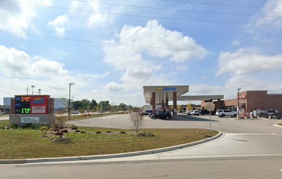 Five Masked Robbers Hit Green Oaks Gas N Wash; Location Targeted Twice in a Month, Flee on I-294
