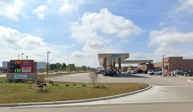 Five Masked Robbers Hit Green Oaks Gas N Wash; Location Targeted Twice in a Month, Flee on I-294