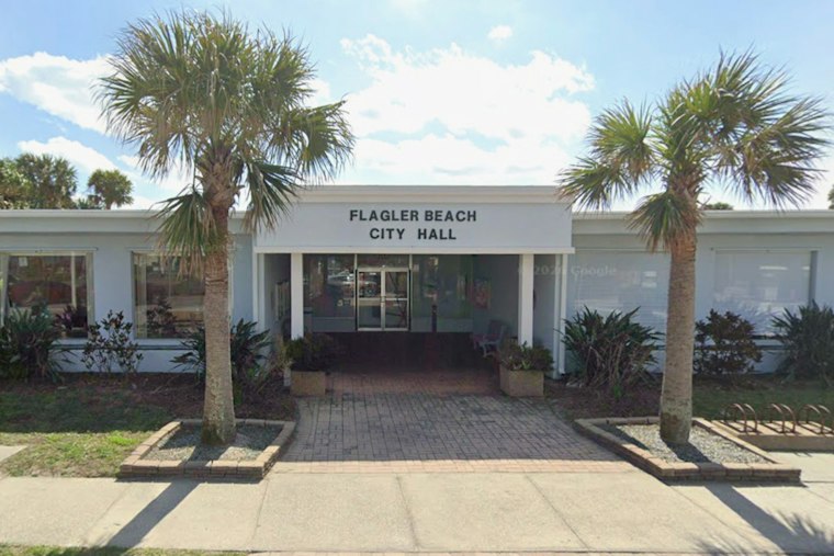 Flagler Beach Picks Parking Vendor, Ending 30 Years of Free Beachfront Spots