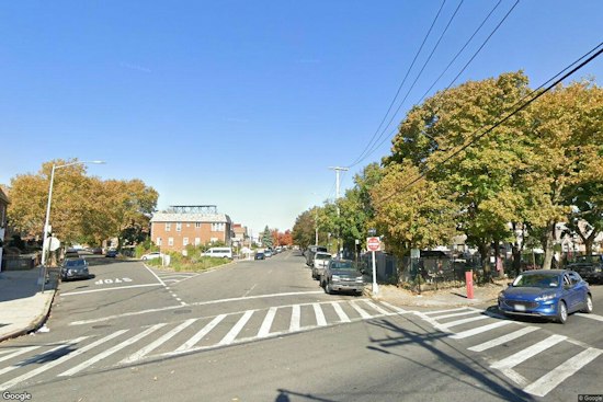 Flatlands Man Forces 83-Year-Old to Withdraw $11,000, NYPD Searching