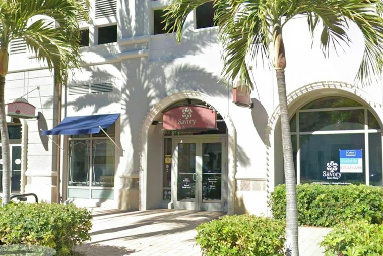 Florafête Bouquet Bar Pivots to Beach Drive After Dolphin Village Fire