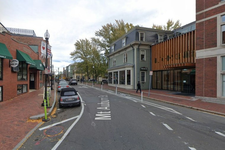 Florida Wellness Chain Pura Vida Miami Lands First New England Cafe in Harvard Square