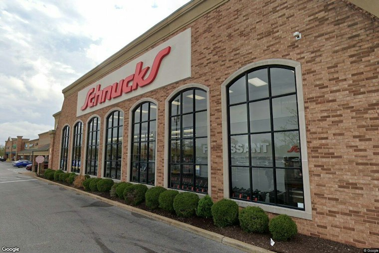 Florissant Ex-Cop Charged After Allegedly Faking Schnucks Security Shifts
