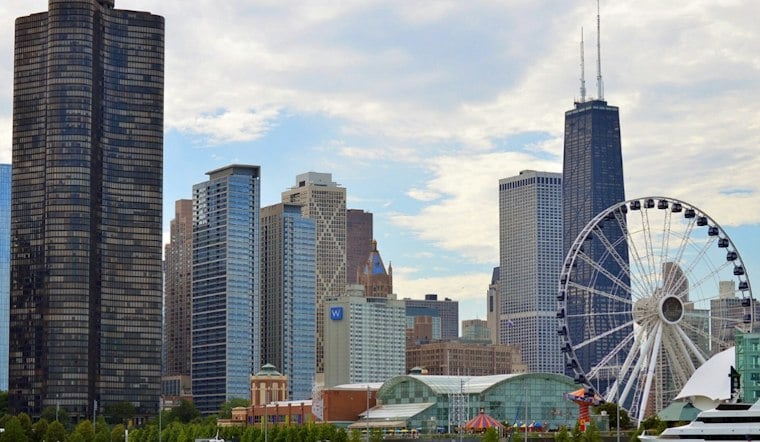 Foggy Commute, Cozy Calm as Chicago Sets Up for Warm Weekend Sizzle