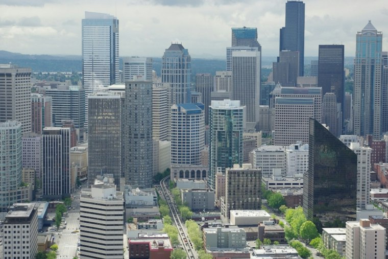 Foggy Start, Sunny Finish: Seattle Headed for Dry Weekend Warmup