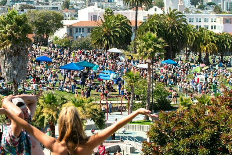 Folsom Street Fair's 43rd Year Floods SoMa, Muni Reroutes Into Monday