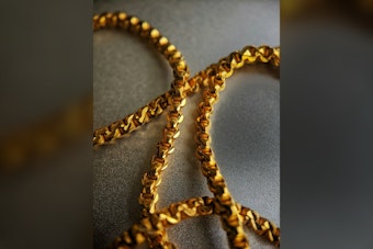 Fontana Marketplace Meetup Ends in $8K Gold Chain Heist, Two Arrests