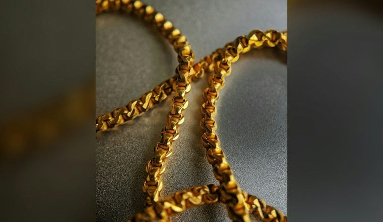 Fontana Marketplace Meetup Ends in $8K Gold Chain Heist, Two Arrests