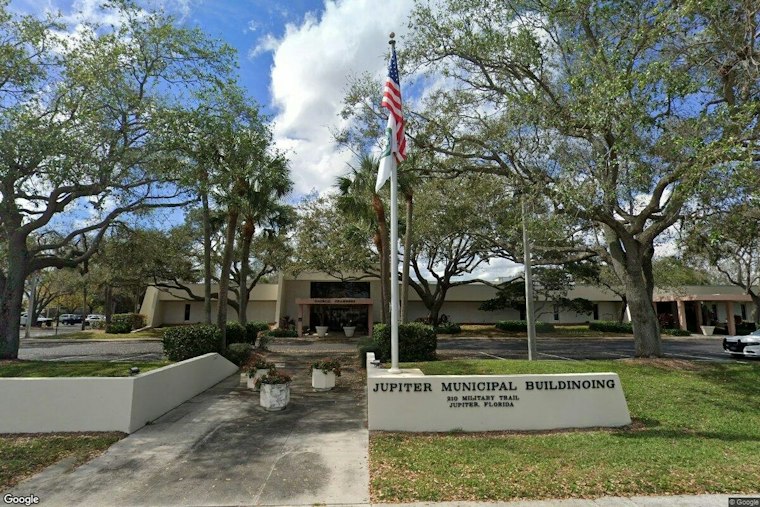 Former Jupiter Dunes manager arrested as police allege unauthorized payroll and card spending