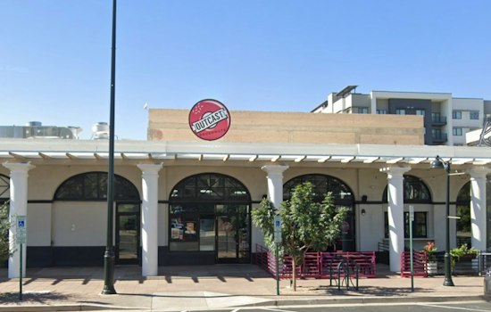 Former Rattlers Star Randy Gatewood Brings Randizzle's Burger Bar To Downtown Mesa