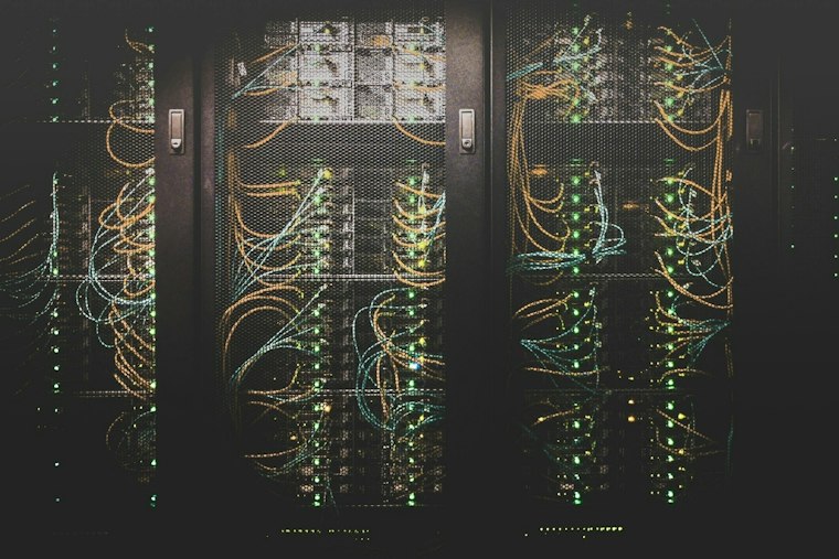 Fort Worth Data Center Deal Hits $430M; Abbott Freezes New Permits Before December Groundbreaking
