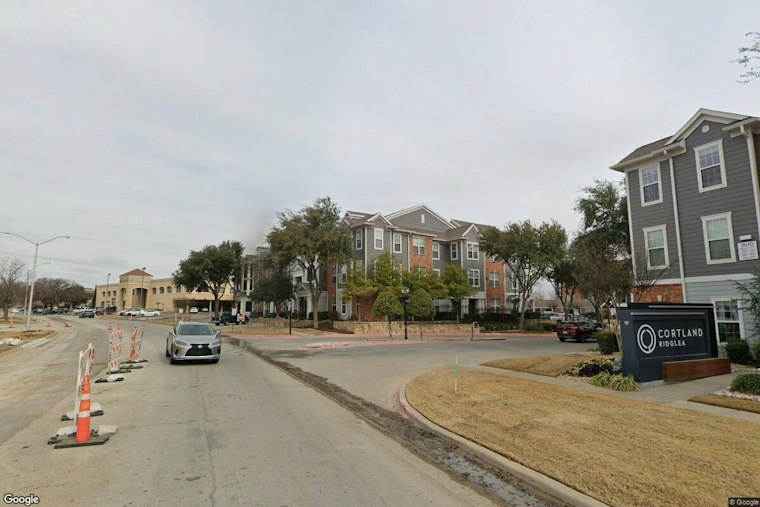 Fort Worth Woman Pepper-Sprays Attacker Who Grabbed Her Purse at Gated Complex