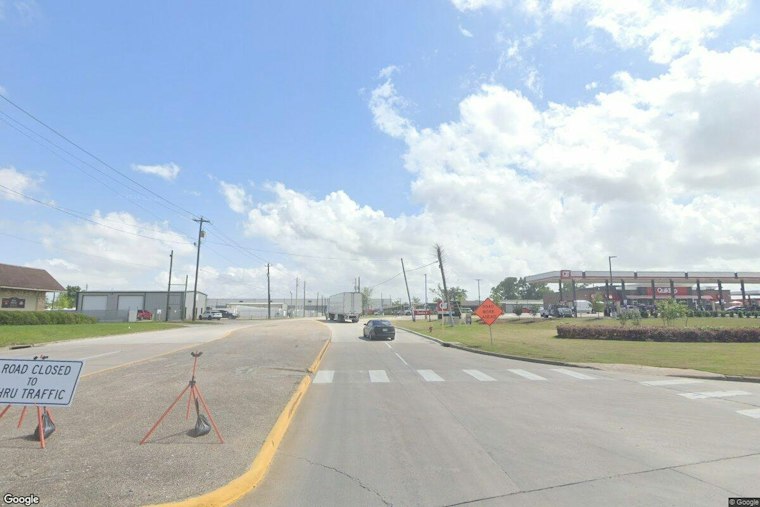 Four-Vehicle Crash Shuts Down I-10 East at Dell Dale, Again