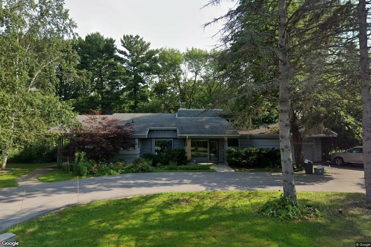 Fox Point Home by Milwaukee Domes Architect Lists for $749,000